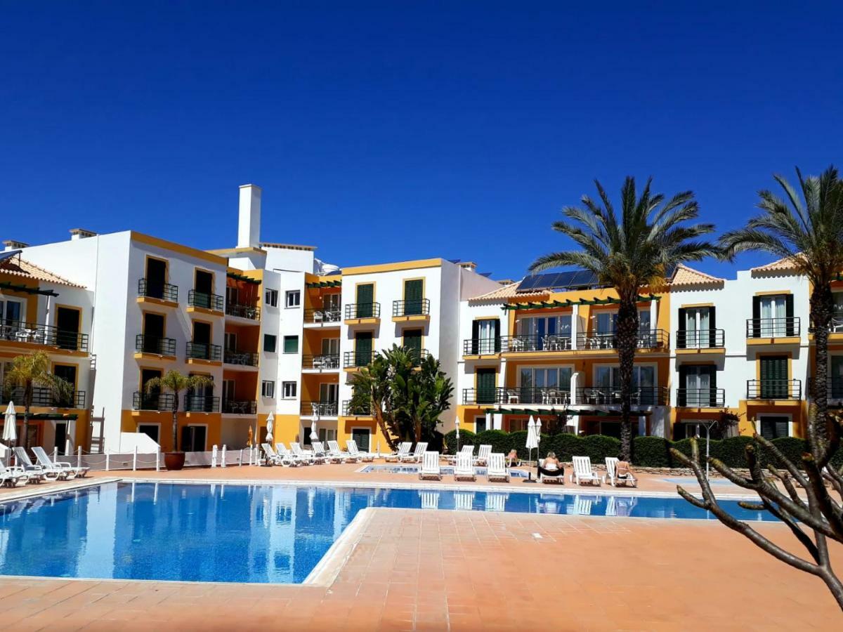 Aparte Wohnung Mit Sudterrasse Am Park Tavira Buitenkant foto